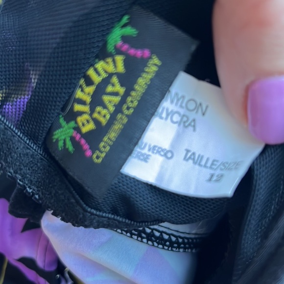 Bikini Bay swim top - Picture 7 of 7